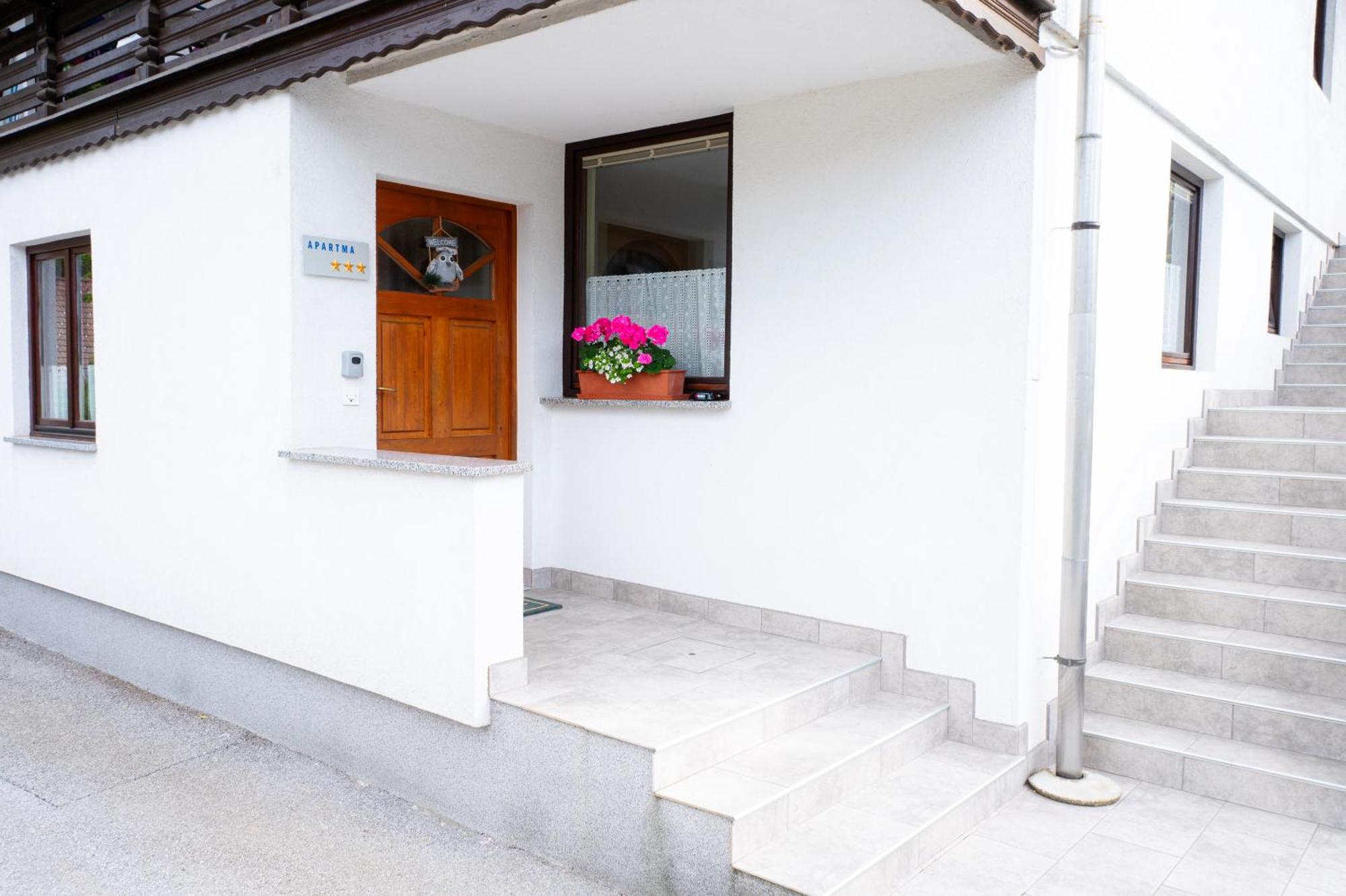Apartma Jakopic Zgornje Gorje Exteriér fotografie